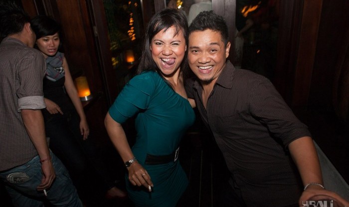Hu'u Bar 10yr Anniv 2011-12-10_103