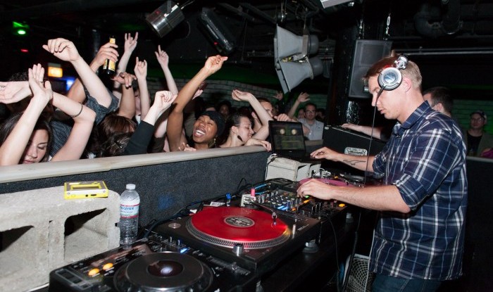 Diplo @ SmartBar 2009-05-10_35