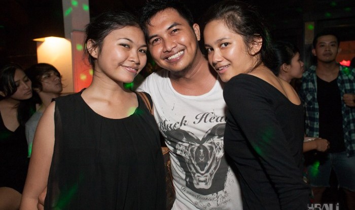 One Night in Kuta @ Hu'u Bar 2011-05-14_114