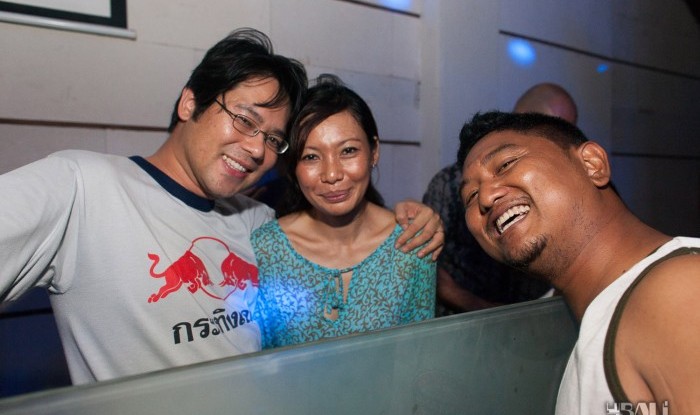 One Night in Kuta @ Hu'u Bar 2011-05-14_124