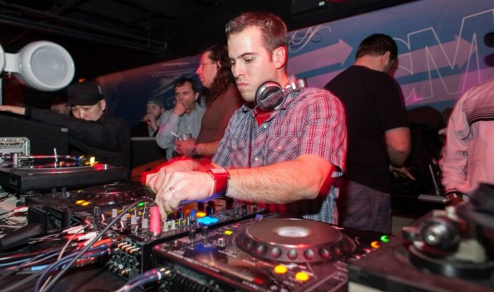 Claude VonStroke @SmartBar 2009-03-09_11