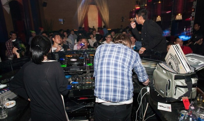 TreasureFingers @BuddhaBarJakarta 2010-02-19_57