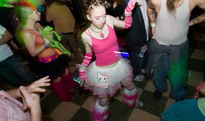 100_Resonate 5 2010-04-24