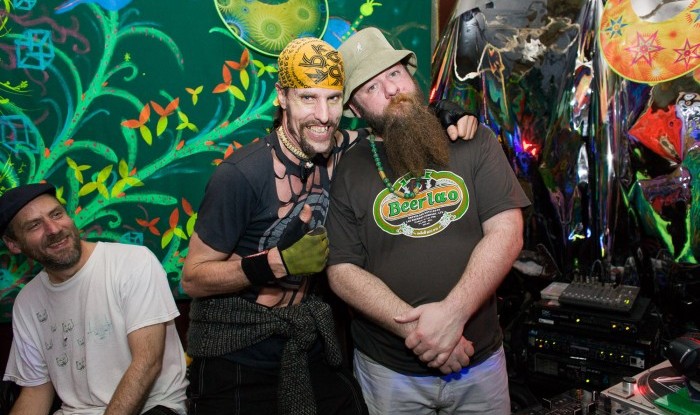 107_Resonate 5 2010-04-24