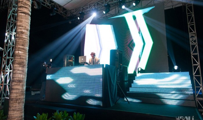010_W Bali Opening 2011-07-02