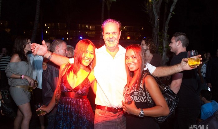048_W Bali Opening 2011-07-02