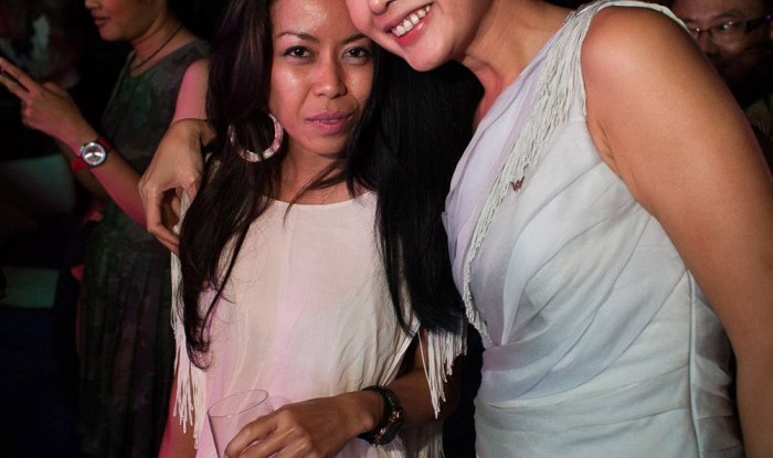 042_W Bali Opening 2011-07-03