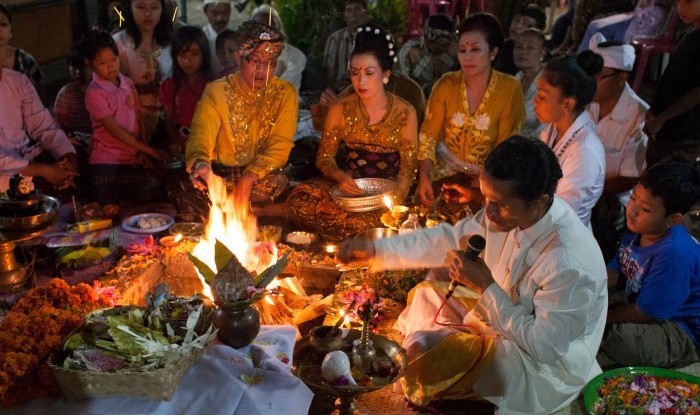 41_Agus & Tini Wedding 2010-10-10