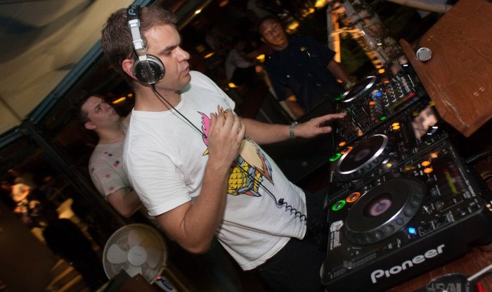 083_Stanton Warriors @PotatoHeadBali 2011-02-05