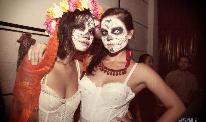 Love in Tents x Día de los Muertos @ Hu'u Bar 12-10-31_110