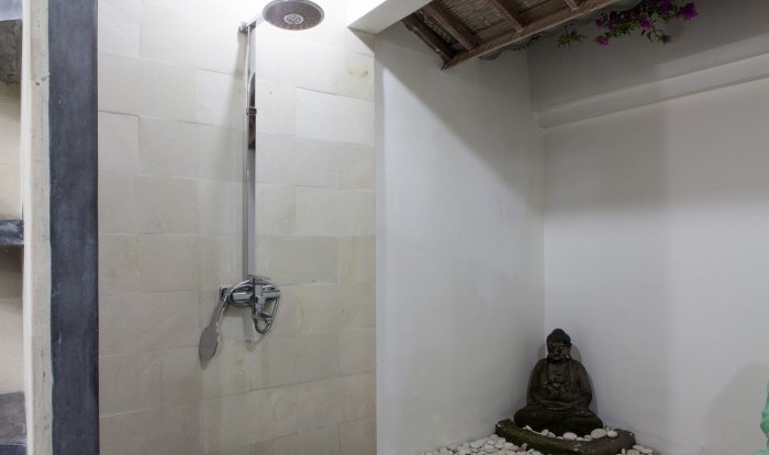 039_Villa Putih