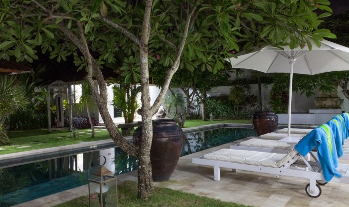 049_Villa Putih