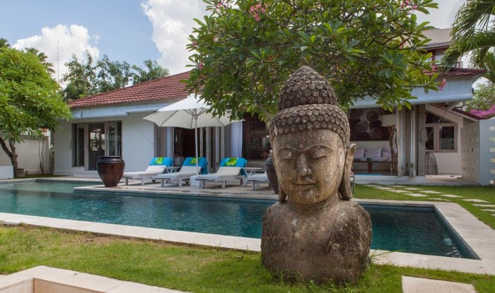 054_Villa Putih