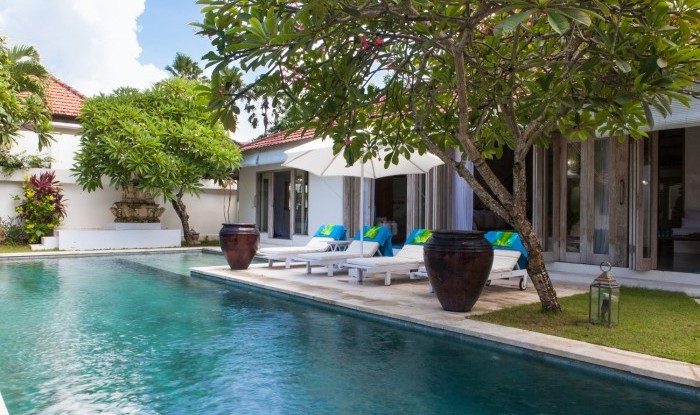 055_Villa Putih